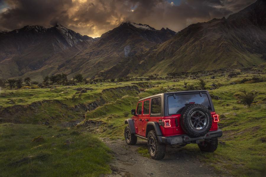  Jeep Wrangler Unlimited Rubicon (JL) 2018 года  (NA) (фото 30 из 40)
